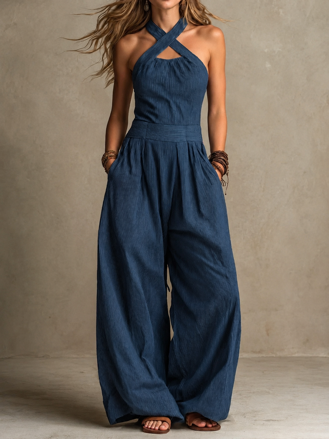 Bianca | Mono de lino y algodón con escote cruzado elegante y chic