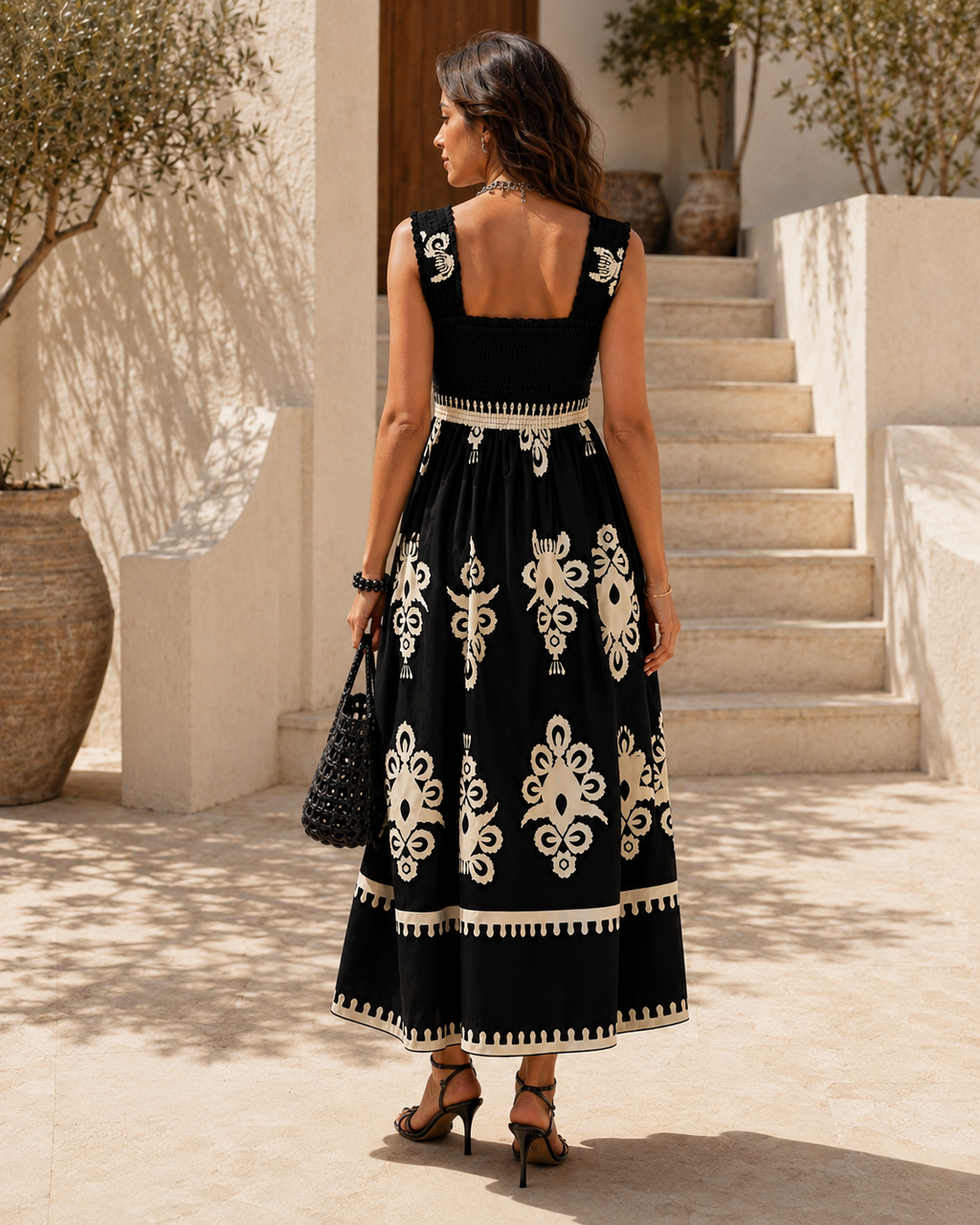 Robe Noire Alhambra