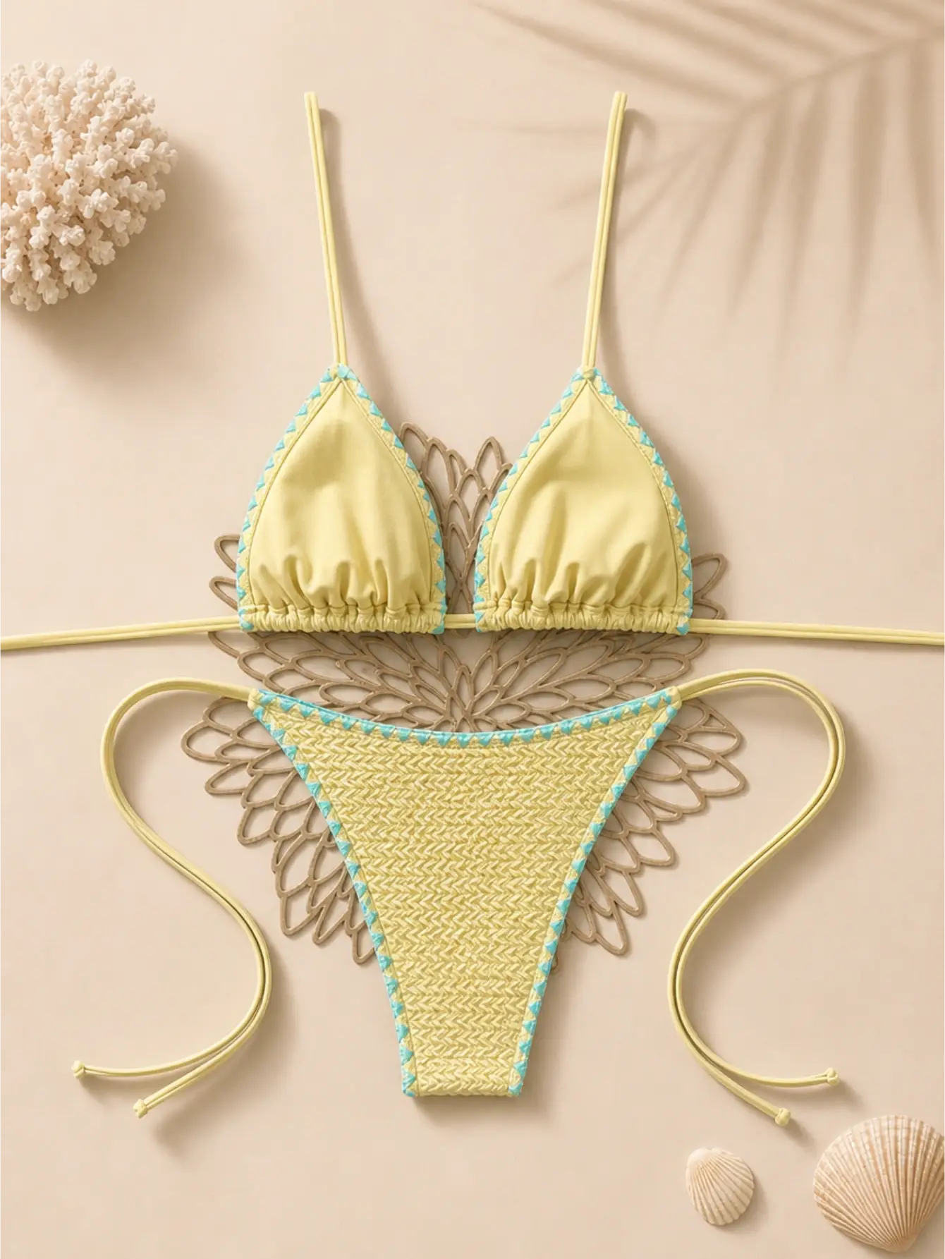 Ensemble bikini jaune à haut halterneck (haut et bas vendus séparément)